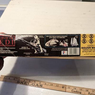Star Wars Return of the Jedi Speeder Bike Model Kit, Complete