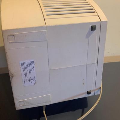 Honeywell HEPA Air Cleaner & Lasko Ceramic Heater (LG-HS)