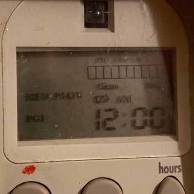 Honeywell HEPA Air Cleaner & Lasko Ceramic Heater (LG-HS)