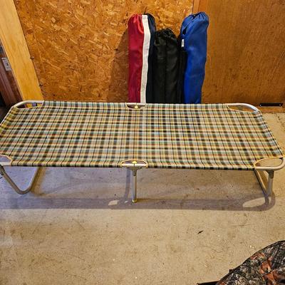 Camping Equipment & More (G1-JS)