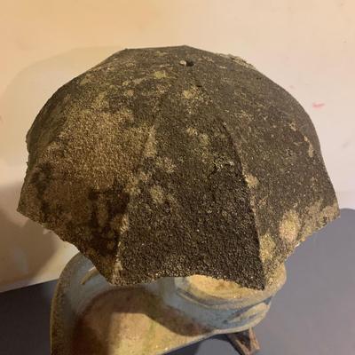 Frogs Under an Umbrella Garden Statue (LG-HS)