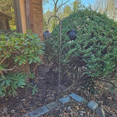 Three Double Shepherd Crooks + Hanging Lanterns (FY-JS)