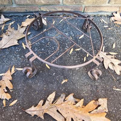 Seven Decorative Planters + More (LG-JS)