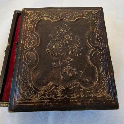 Pair of Vintage Tintypes in Frames (LR-JS)