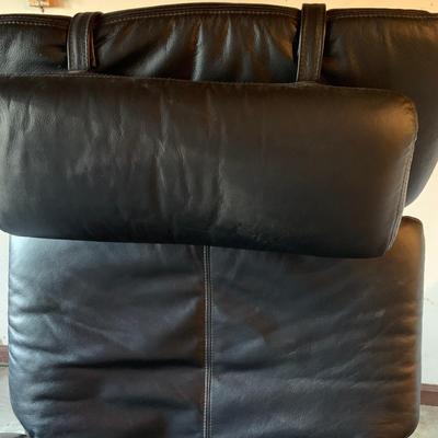 The Perfect Chair Zero Gravity Recliner by Interactive Health (LG-HS)