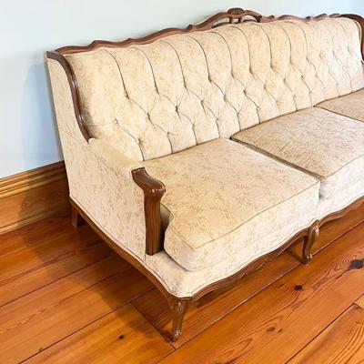 BROYHILL ~ French Provincial Tufted Upholstered Sofa ~ *Read Details