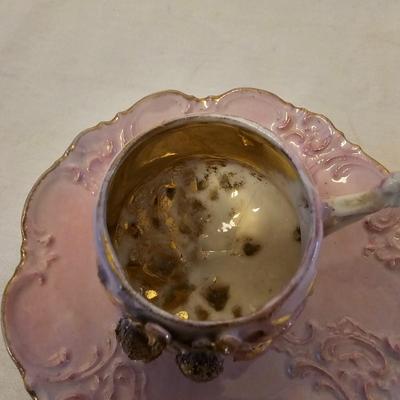 Assortment of Vintage Cups/Saucers & More (LR-JS)