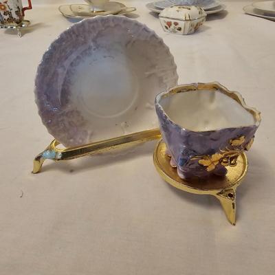 Assortment of Vintage Cups/Saucers & More (LR-JS)