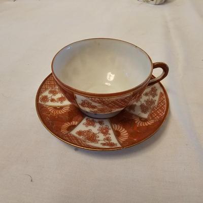 Assortment of Vintage Cups/Saucers & More (LR-JS)