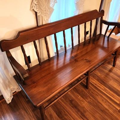 Lot #12 1970's MasterCraft Colonial Style Bench