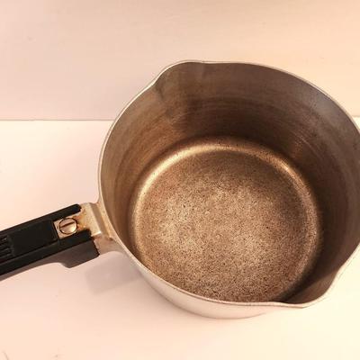 Lot #23 Magnalite Double Pour Saucepan