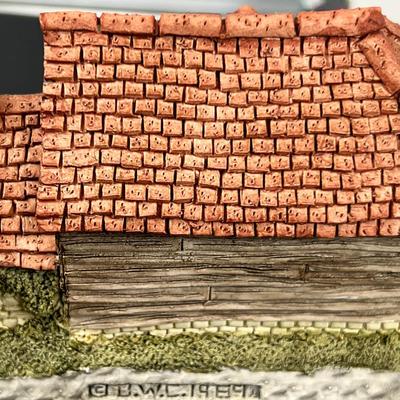 David Winter Harvest Barn and book