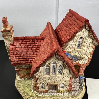 David Winter Staffordshire Cottage
