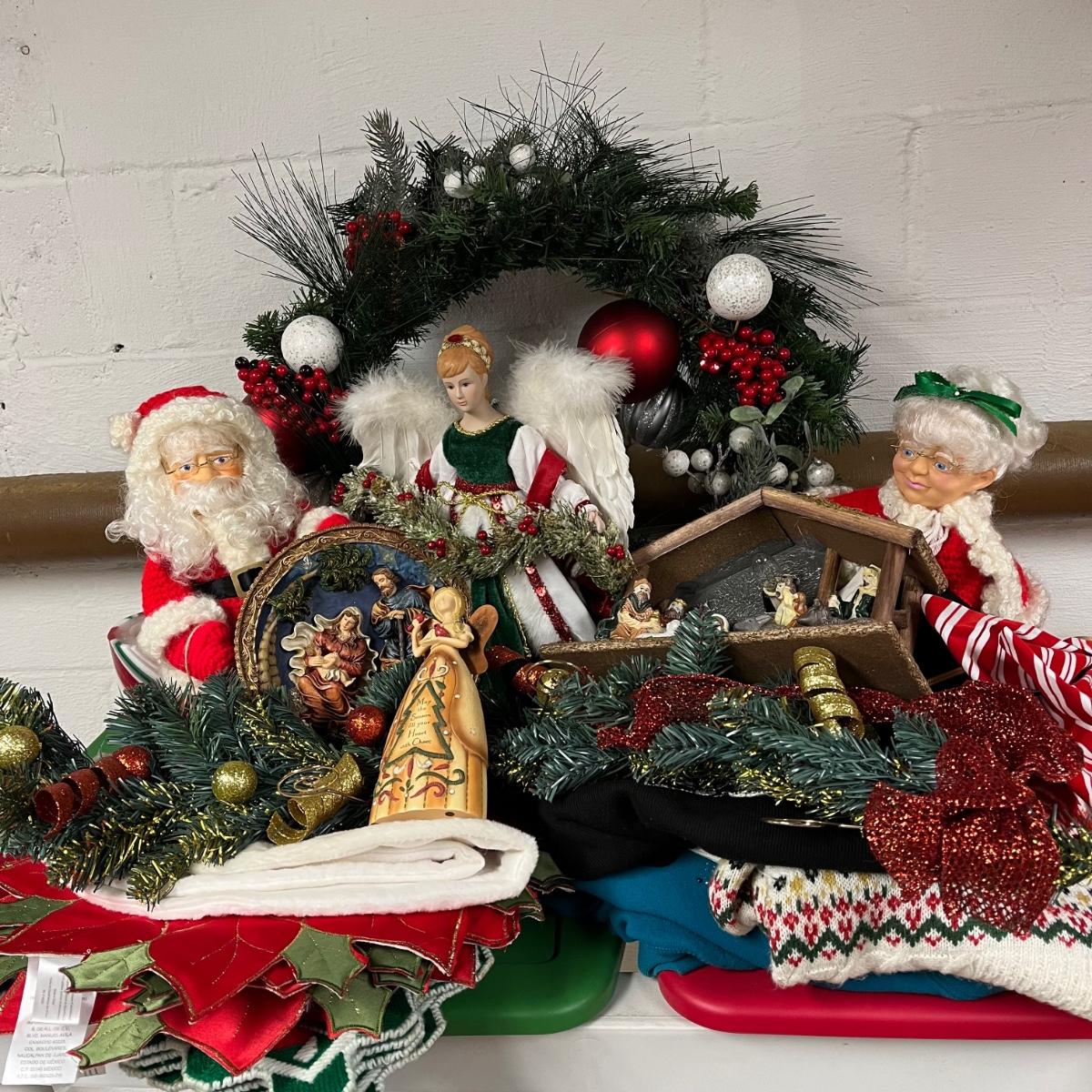 LOT 85B Christmas Decorations & Clothing