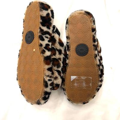483 Two Pairs of UGG Slippers