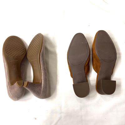 484 Two Pairs of Ladies Shoes Size 8 and 7.5