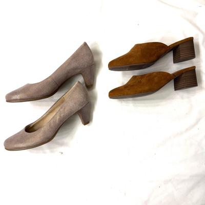 484 Two Pairs of Ladies Shoes Size 8 and 7.5