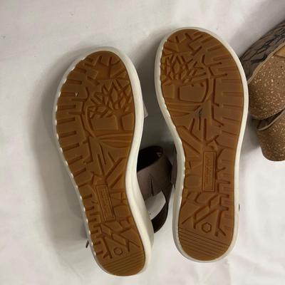 491 Pair of Ladies Sandals Timberland and H Giannetti