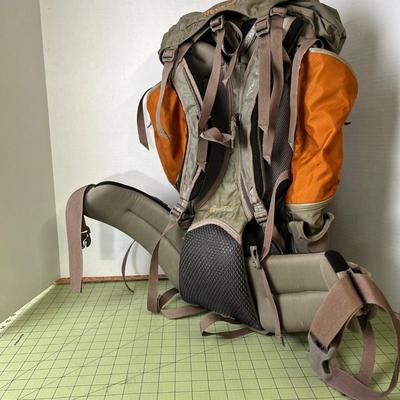 Gregory DEVA 60 Backpack - Response Suspension pack