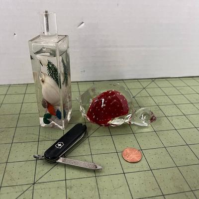 Swiss Army Knife and Hawaiian Souvenirs 