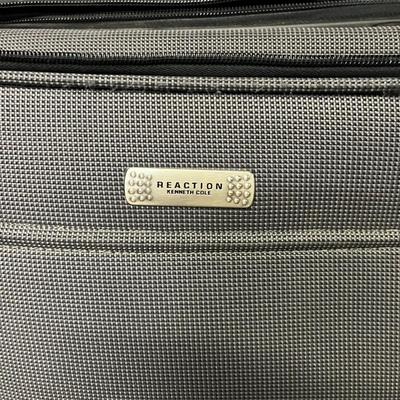 Reaction Kenneth Cole Luggage