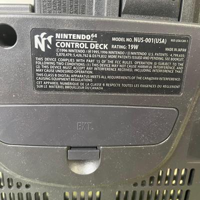 Nintendo 64 Console - Paddles and 4 Games 