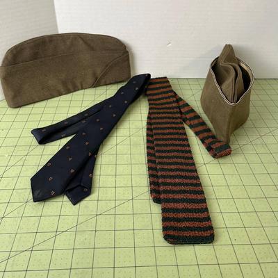 Vintage Military Uniform - Green
