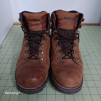 DieHard Boots - Size 8D