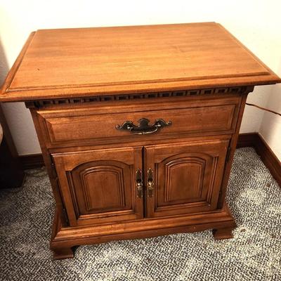 Lot #47  Thomasville Single Night Stand