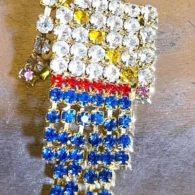 33.  LARGE TOY SOLDIER RHINESTONE CHRISTMAS PIN