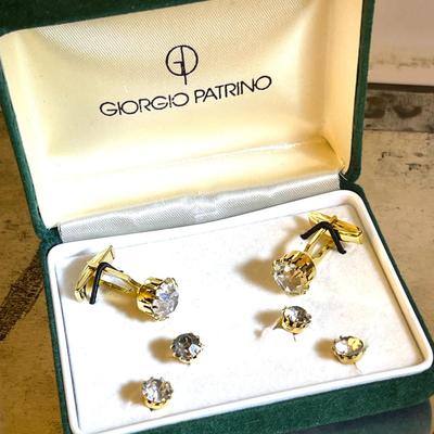 40.  VINTAGE GORGIO PATINO MENS FORMAL SET CUFFLINKS & STUDS