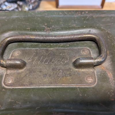 Vintage Utilco Metal Box w/ Loads of American Block Pcs