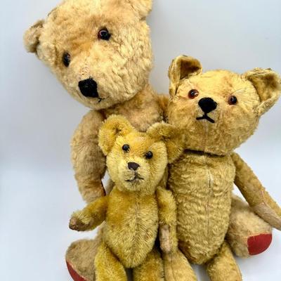 Vintage Trio in â€œShades of Beigeâ€