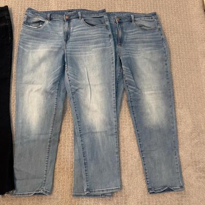 510 Chico's Jean Lot Set
