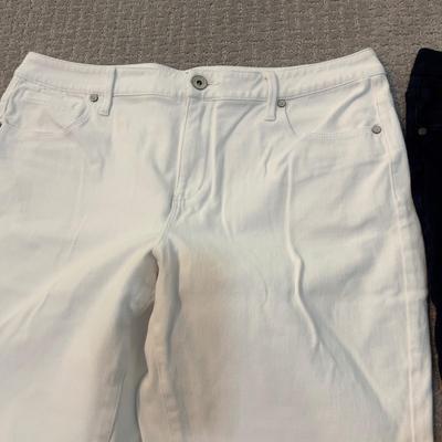 513 COLDWATER CREEK Jeans size 16