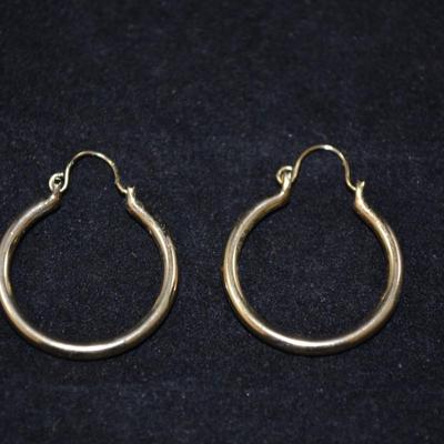 10k Gold Hoop Earrings 3.3g