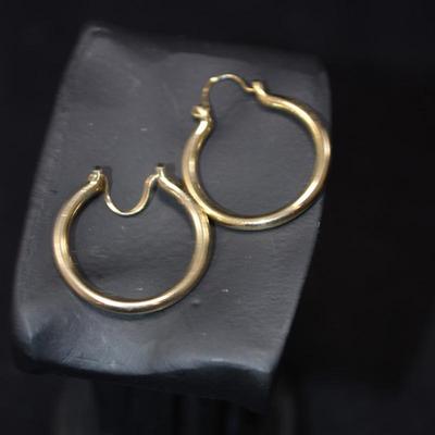 10k Gold Hoop Earrings 3.3g