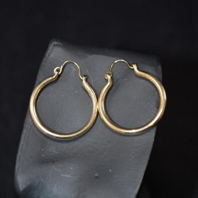 10k Gold Hoop Earrings 3.3g