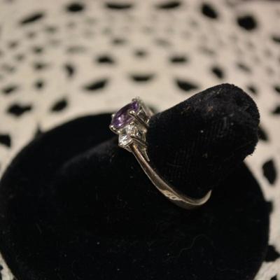 925 Sterling Silver Ring with Amethyst & Crystal Size 7, 2.8g