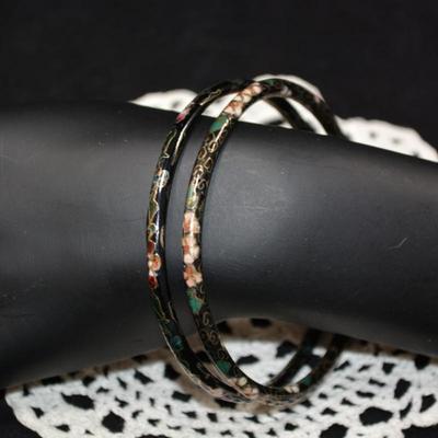 Set of 2 CloisonnÃ© Bangle Bracelets 9â€ 25.3g