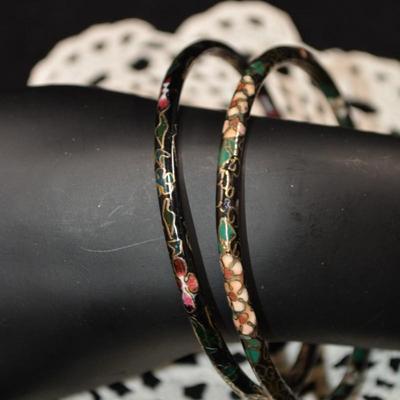 Set of 2 CloisonnÃ© Bangle Bracelets 9â€ 25.3g