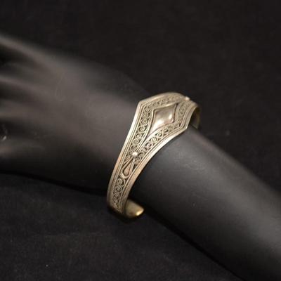 Beautiful Vintage 925 Sterling Silver Cuff Bracelet, Adjustable 18.4g