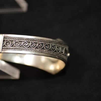Beautiful Vintage 925 Sterling Silver Cuff Bracelet, Adjustable 18.4g