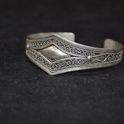 Beautiful Vintage 925 Sterling Silver Cuff Bracelet, Adjustable 18.4g