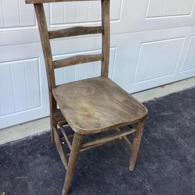 Vintage to antique wooden chair 33"H 16"W 15"depth