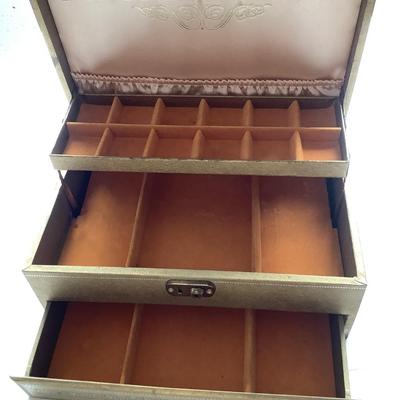 Mele jewelry box -Vintage