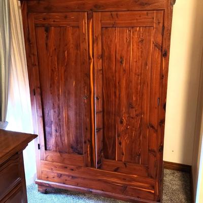 Lot #54 Vintage Cedar Robe - Working Key