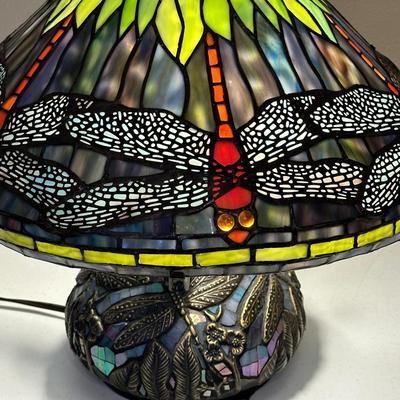 Tiffany Style Dragonfly Glass Lamp