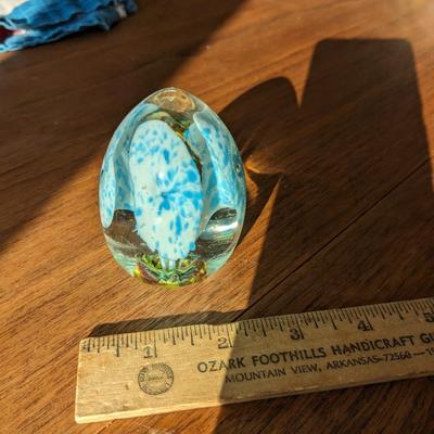 Adorable Vintage Glass Paperweight