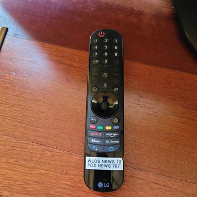 44" LG Smart TV with Remote (SR-CE)